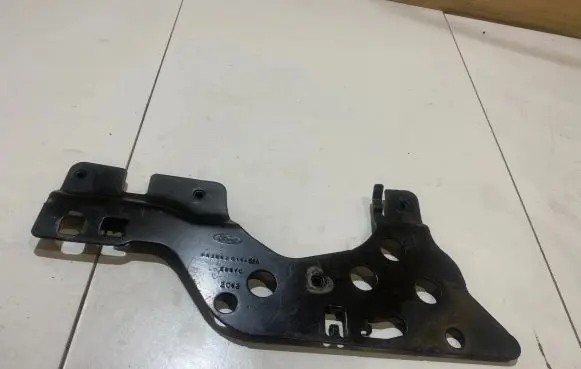 Ford Mustang VI Other engine bay part FR3063016A52A