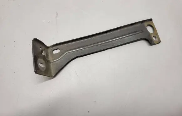 Ford F150 Front bumper mounting bracket 16A142A 4FL34