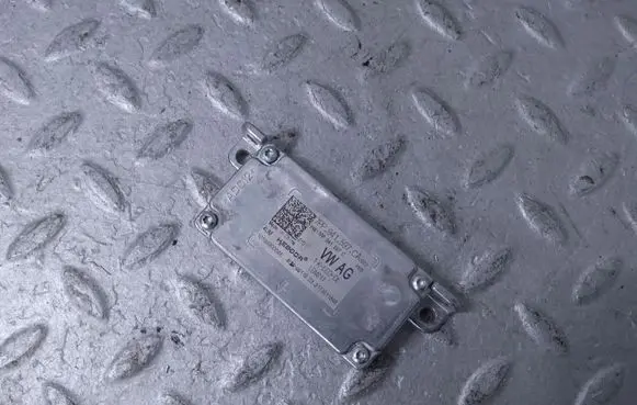 Skoda Karoq LED ballast control module 7PP941597CA