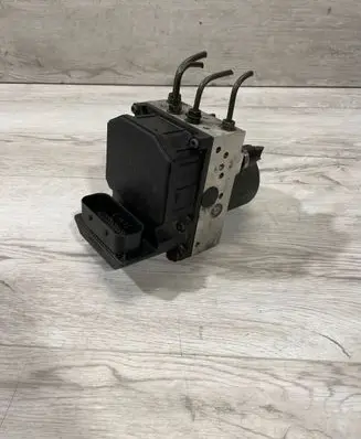 BMW 5 E39 ABS Pump 6769537 0265950002 34526769537