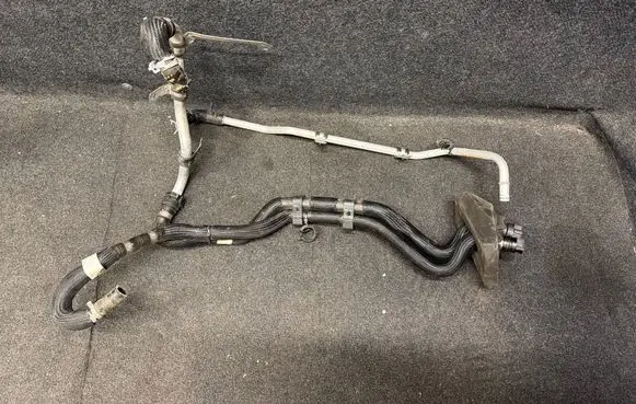 Jeep Grand Cherokee WL Engine coolant pipe/hose 68381446AC 68381444AB 38721T
