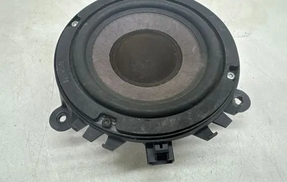 Volvo S80 Front door speaker 30797726
