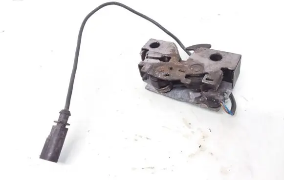 Engine bonnet/hood lock/catch