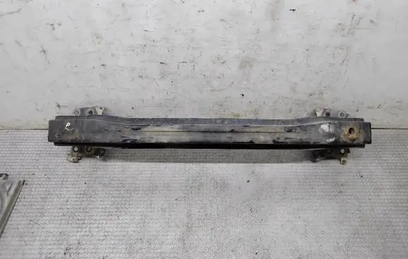 Volkswagen Caddy Front bumper cross member