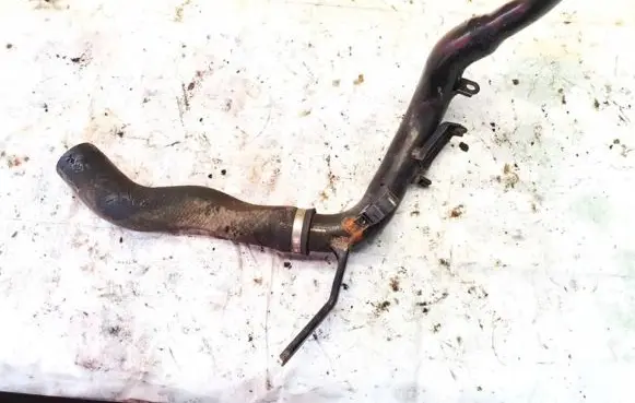 Toyota Avensis T220 Intercooler hose/pipe
