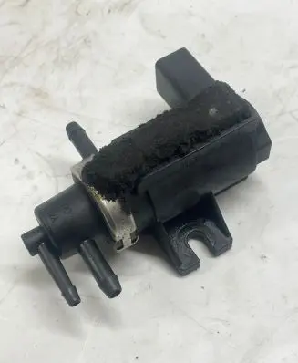 Volkswagen Sharan Valve vacuum 40000PA66GF35
