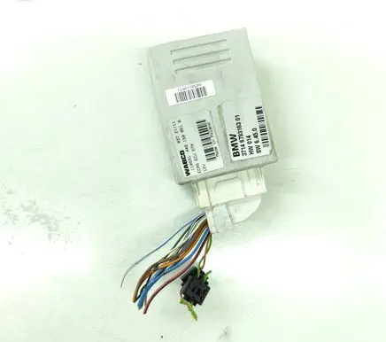 BMW X5 E70 Air suspension control unit module (rear) 4461500510 6793163