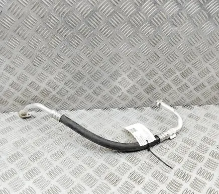 Opel Vivaro Air conditioning (A/C) pipe/hose 9806549580
