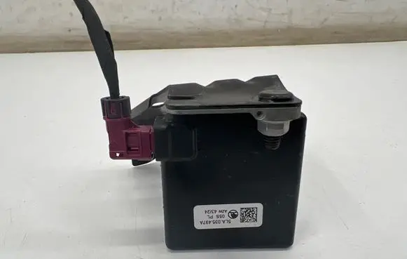 Skoda Kodiaq II Bluetooth antenna 5LA035497A