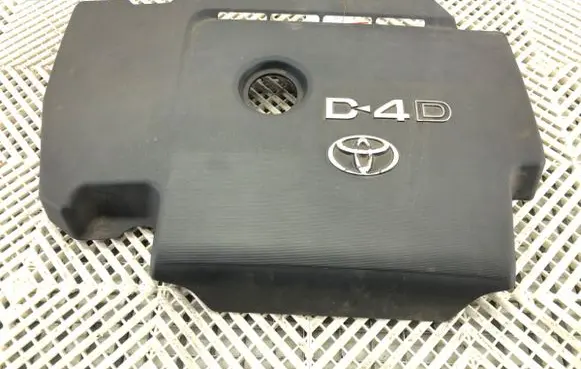Toyota Avensis T270 Engine cover (trim)