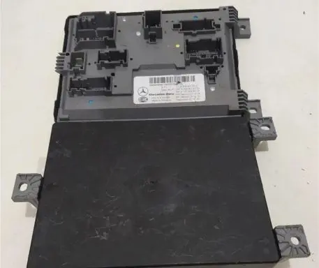 Mercedes-Benz C W205 Comfort/convenience module A2059005351