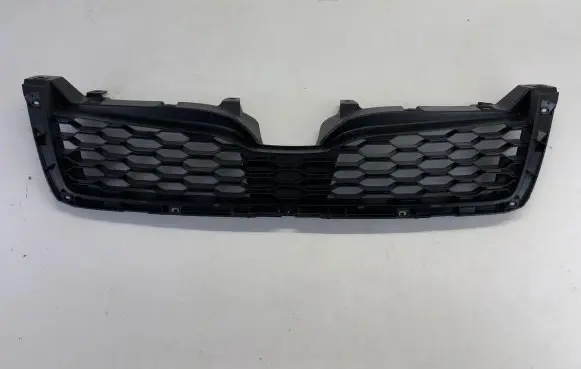 Subaru Forester SJ Front bumper upper radiator grill 91122SG060 G132