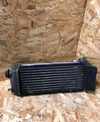 KIA Sorento Intercooler air channel guide 
