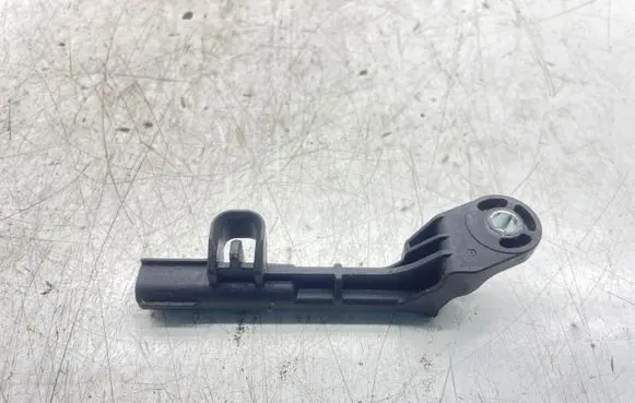 Toyota RAV 4 (XA50) Keyless system antenna 8999730100