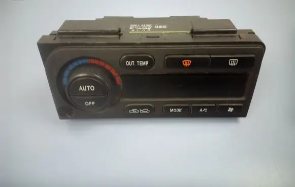 Subaru Legacy Climate control unit 72311AE080 2N43034700