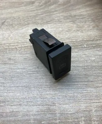 Volkswagen PASSAT B5 Windscreen/window heater switch 3B0959621C