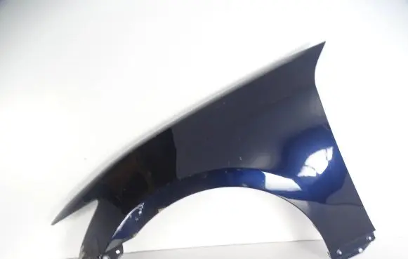 Mazda 929 Fender