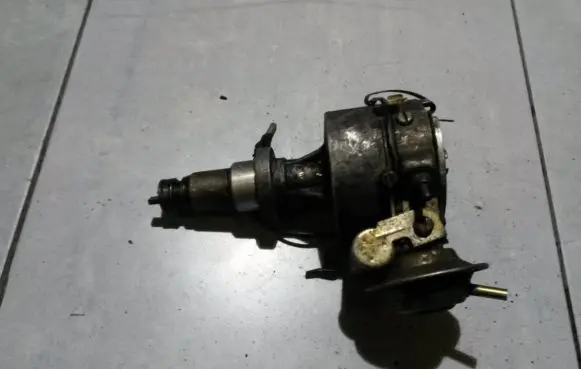 Renault 19 Spark distributor R349D89