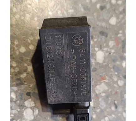 BMW 5 E39 AUC sensor 8391470