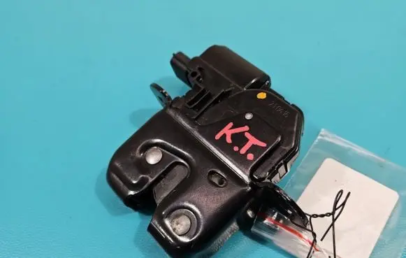 Renault Scenic III - Grand scenic III Tailgate/trunk/boot lock/catch/latch 846300003R-E IMPRK1395405