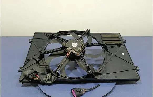 Seat Toledo III (5P) Electric radiator cooling fan 1K0121205N
