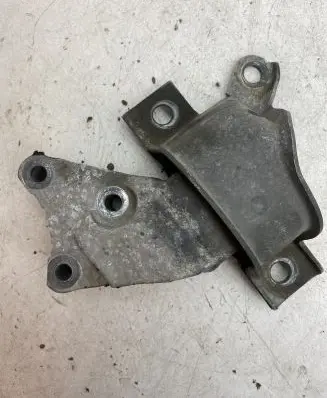 Fiat Punto (188) Engine mount bracket 39826430