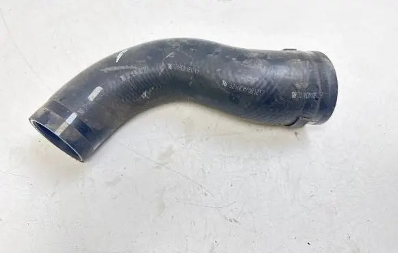 Toyota Verso Intercooler hose/pipe