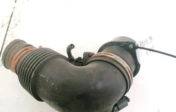 Volkswagen Touareg I Mass air flow meter 0281002461 074906461B