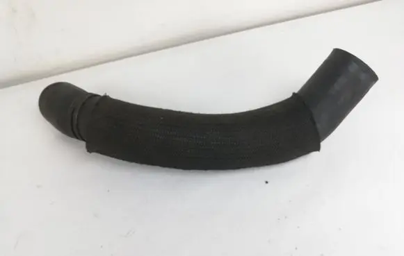 Intercooler hose/pipe