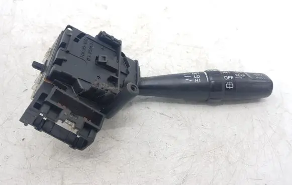 Toyota Avensis Verso Wiper control stalk 8465228640