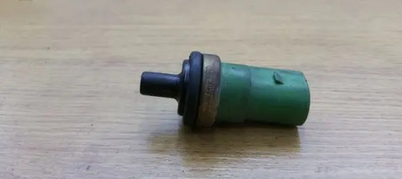 Coolant temperature sensor