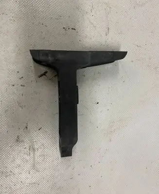 Audi Q8 Front bumper mounting bracket 4M8807333