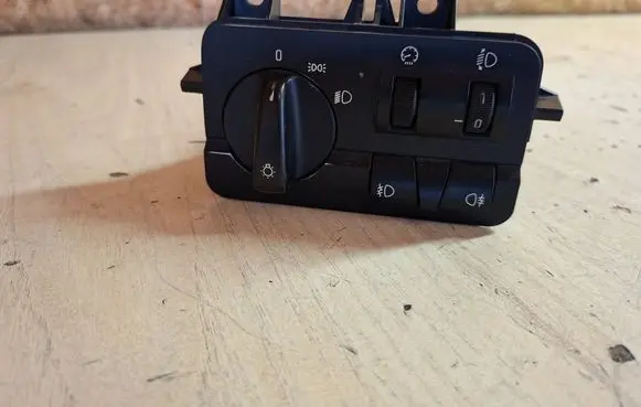 BMW 3 E46 Light switch 61316901429 0317379 086480051