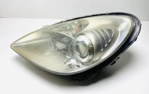 Mercedes-Benz SLK R171 Headlight/headlamp 15630900