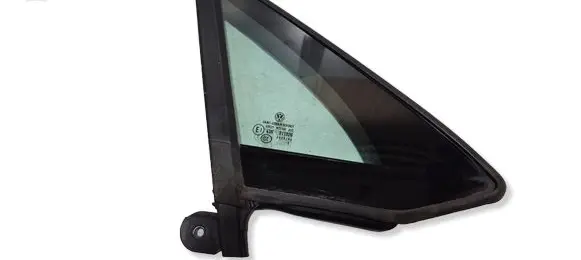 Volkswagen PASSAT B8 Front door vent window glass four-door 3G0845114F