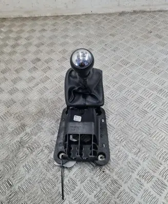 Peugeot 207 Gear shifter/selector 9685232980
