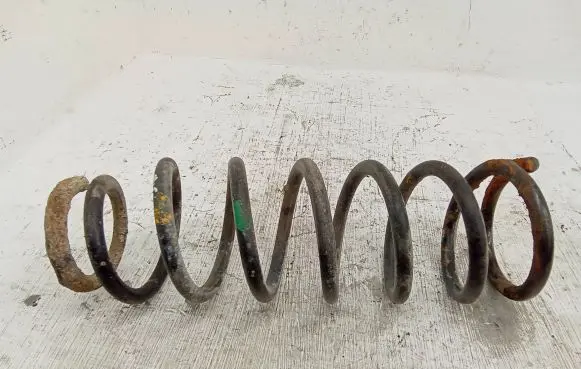 Toyota Corolla Verso E121 Rear coil spring