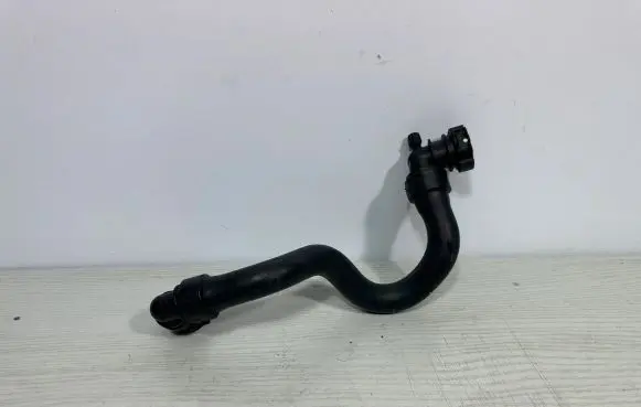 Opel Grandland X Engine coolant pipe/hose