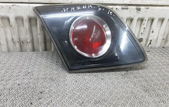 Mazda 3 I Tailgate rear/tail lights