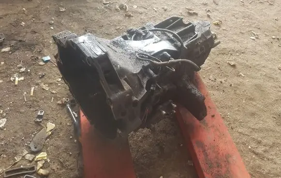 Audi A6 S6 C4 4A Manual 5 speed gearbox CUS18075