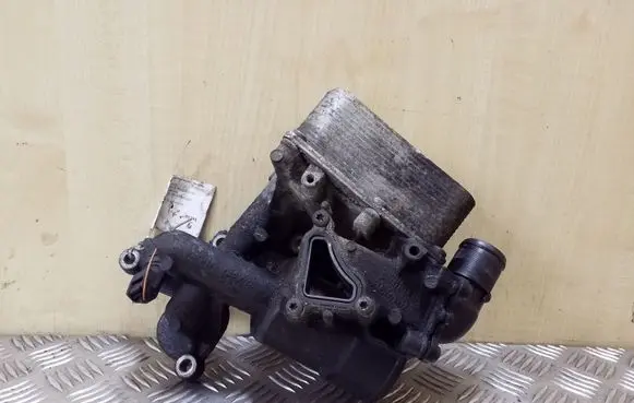Renault Trafic II (X83) Oil filter mounting bracket