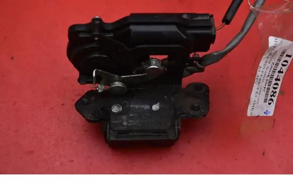 Toyota Avensis Verso Tailgate/trunk/boot lock/catch/latch 