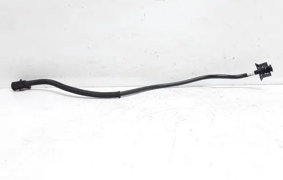 Volvo V70 Engine coolant pipe/hose
