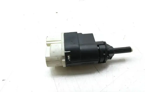 Brake pedal sensor switch