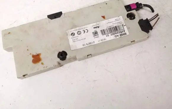 BMW 3 E90 E91 Antenna control unit 21367510 av922900701