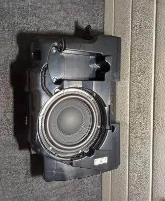 Porsche Macan (95B) Subwoofer speaker 95B035481B 7422160010
