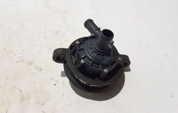 Volvo C40 Electric auxiliary coolant/water pump 32339643