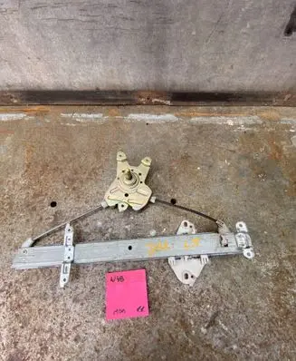 Honda Jazz Rear door manual window regulator 