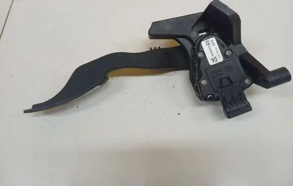 Opel Meriva A Accelerator throttle pedal 6PV00811002