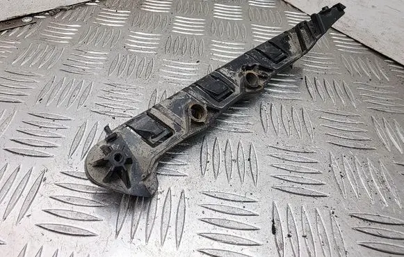 BMW 5 E60 E61 Front bumper mounting bracket 7178077 51117178077